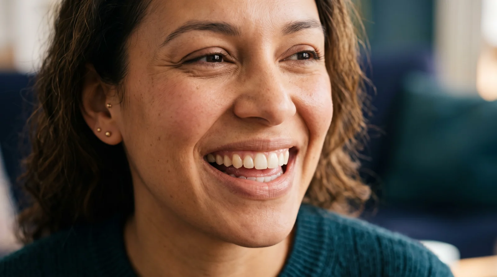 Veneers vs Composite Bonding: What Actually Differs
